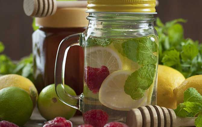 經(jīng)常吃蜂蜜有什么好處?從營養(yǎng)成分上看,蜂蜜的確是天然營養(yǎng)品! 蜂蜜