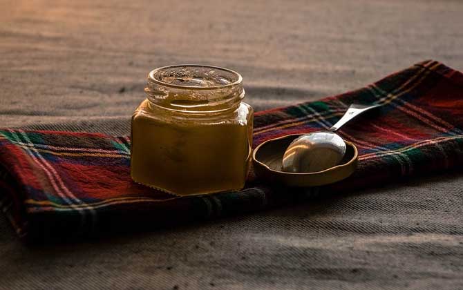 蜂蜜的作用與功效有哪些?常喝有利于健康,可惜很多人都不知道! 蜂蜜