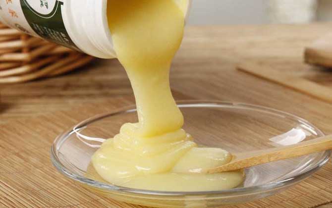 女人吃蜂王漿的副作用有哪些?蜂王漿雖好,但這些副作用要小心! 蜂王漿