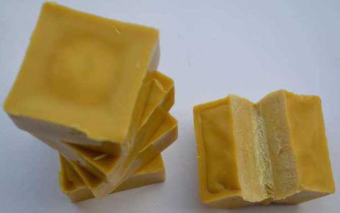 蜂蠟的作用與功效有哪些?不但能抗菌消炎,而且還能美容養顏! 蜂蠟