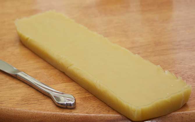 蜂蜜、蜂王漿、蜂膠、蜂蠟、蜂花粉、蜂毒、蜂蛹有什么區別? 蜂蠟