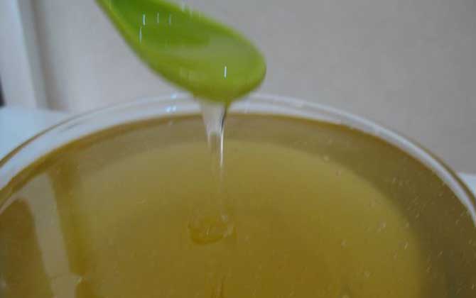 假蜂蜜會結晶嗎?結晶和蜂蜜真假無關,假蜂蜜也有可能會結晶! 蜂蜜