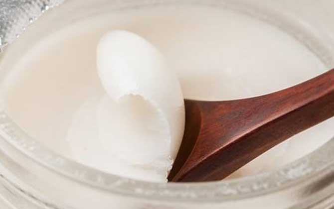 油菜花蜜的功效與作用及食用方法 油菜花蜜