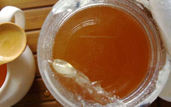 薄荷蜜的作用與功效及食用方法 薄荷蜜