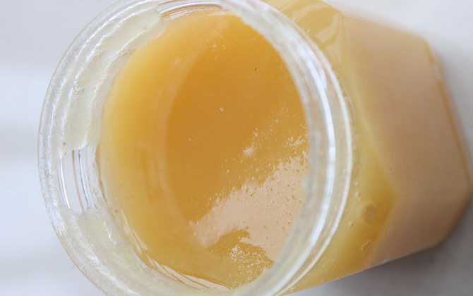 香蕉蜂蜜面膜的功效及簡(jiǎn)單做法 香蕉蜂蜜面膜