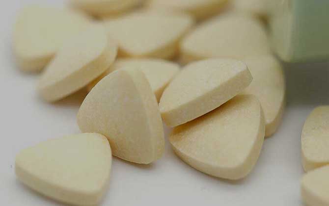 蜂王胎片的服用周期(蜂王胎片吃多久有效果) 蜂王胎片的服用周期(蜂王胎片吃多久有效果)