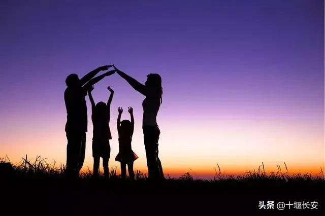 讀心 | 人到中年，最高級的“炫富”，是擁有這三樣東西