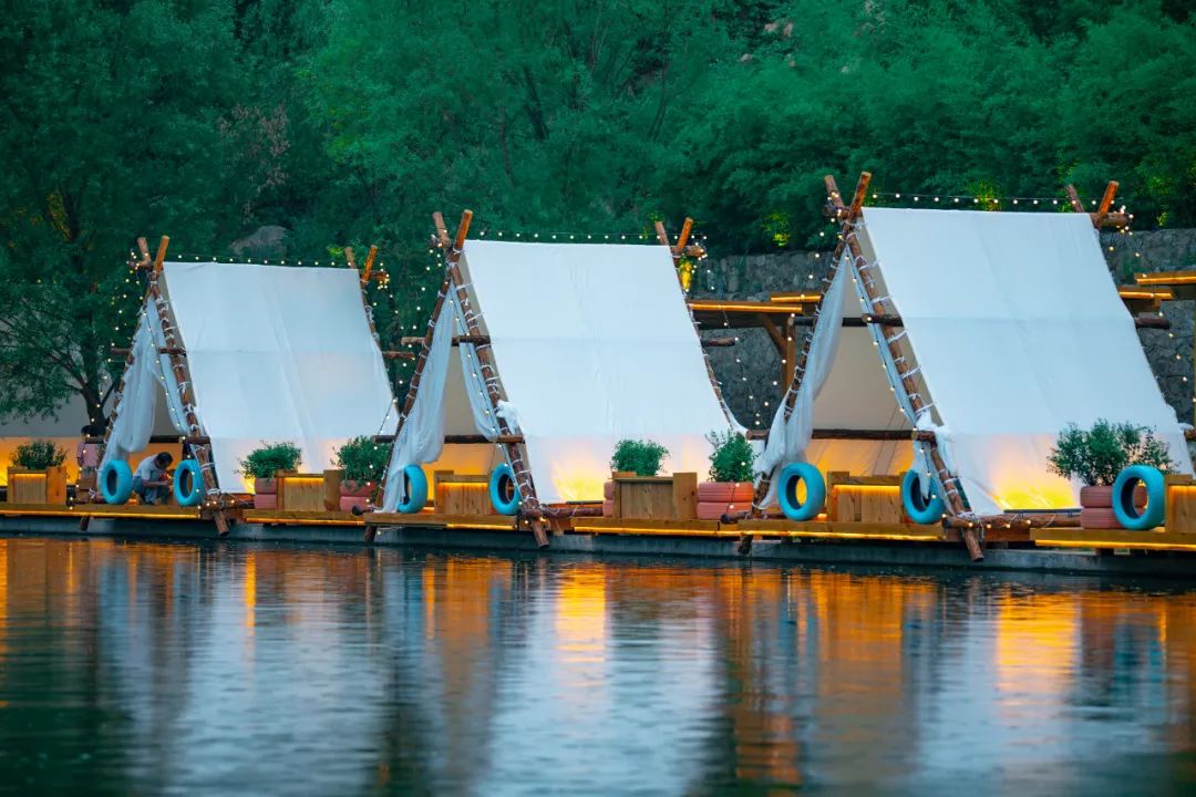 國(guó)內(nèi)有哪些海邊可以露營(yíng)看星星的地方推薦 有篝火、有星空!山東私藏的這些自駕露營(yíng)地景美人少,現(xiàn)在就出發(fā)!