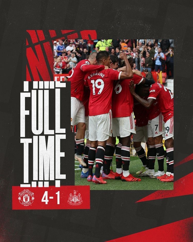 無可挑剔！C羅首秀梅開二度，一夜刷爆N多紀錄，曼聯簽下他賺大了