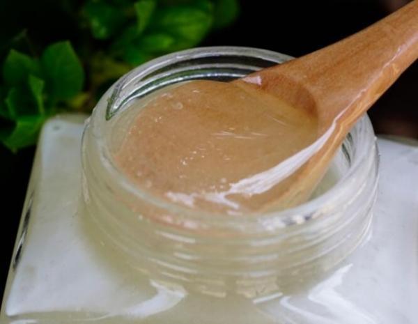 白色蜂蜜和黃色蜂蜜哪個好(白色蜂蜜和黃色蜂蜜的選擇) 白色蜂蜜和黃色蜂蜜哪個好(白色蜂蜜和黃色蜂蜜的選擇)