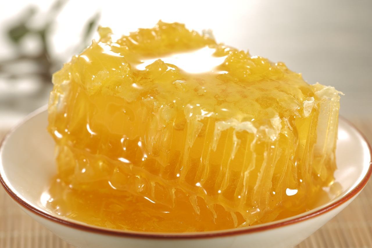 蜂蜜包裝有哪些技巧(蜂蜜要用什么瓶子裝才好) 蜂蜜包裝有哪些技巧(蜂蜜要用什么瓶子裝才好)