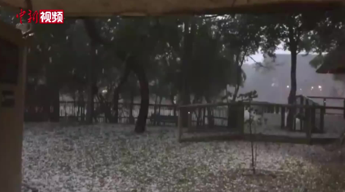 赤道附近喀麥隆罕見降雪！人類正處在大冰期中，全球變暖錯了？