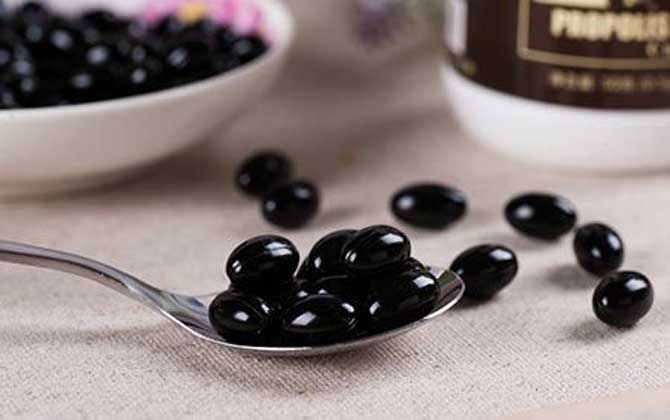 買蜂膠哪個牌子好？大品牌固然有保障，但重點要核實相關批文！