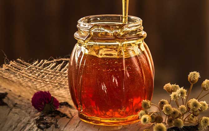 每天喝蜂蜜水好嗎？關鍵要看飲用量，長期過量飲用極易引起肥胖！