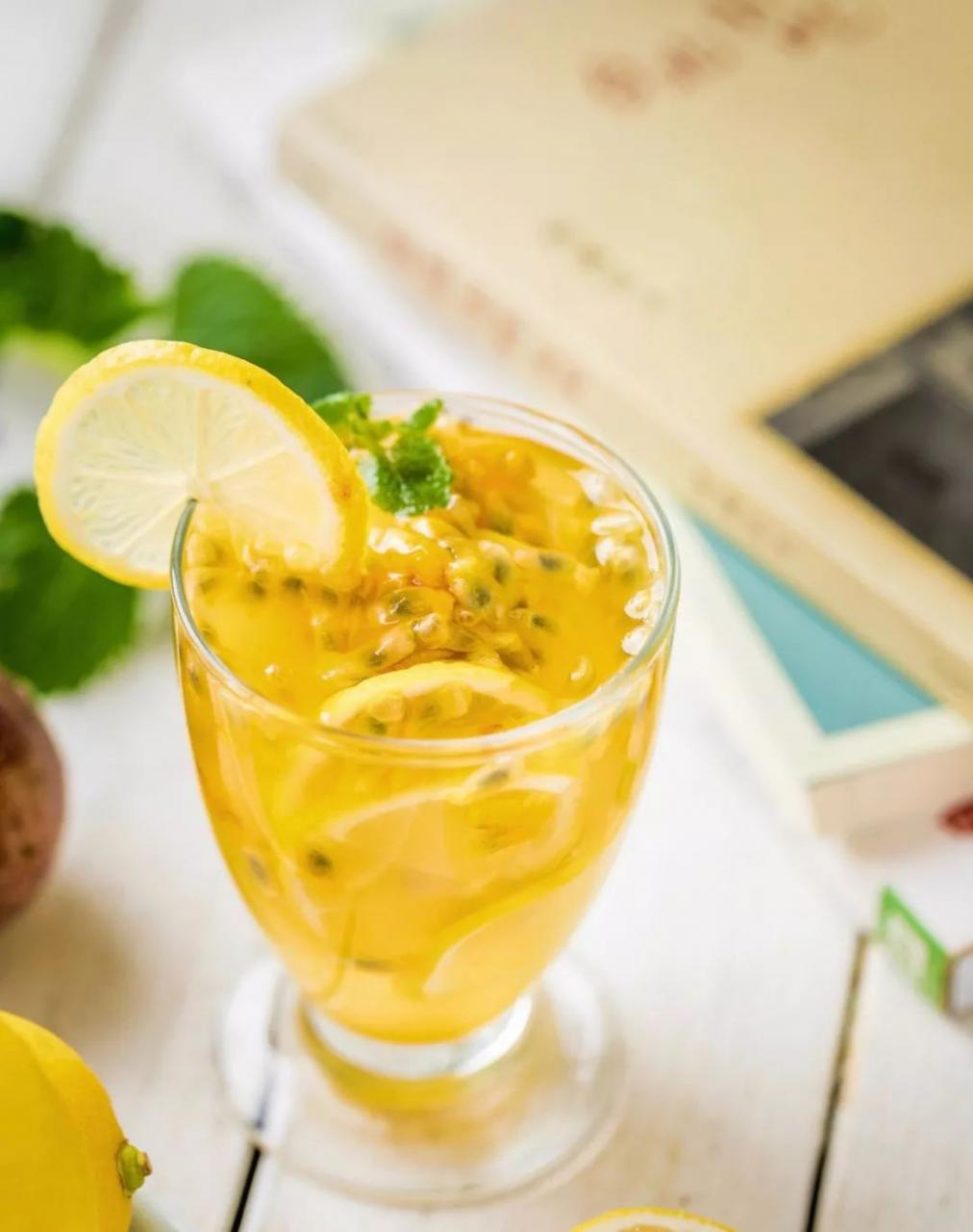 每天一勺蜂蜜，一個(gè)月后，女子的各種常見病竟然都好了！